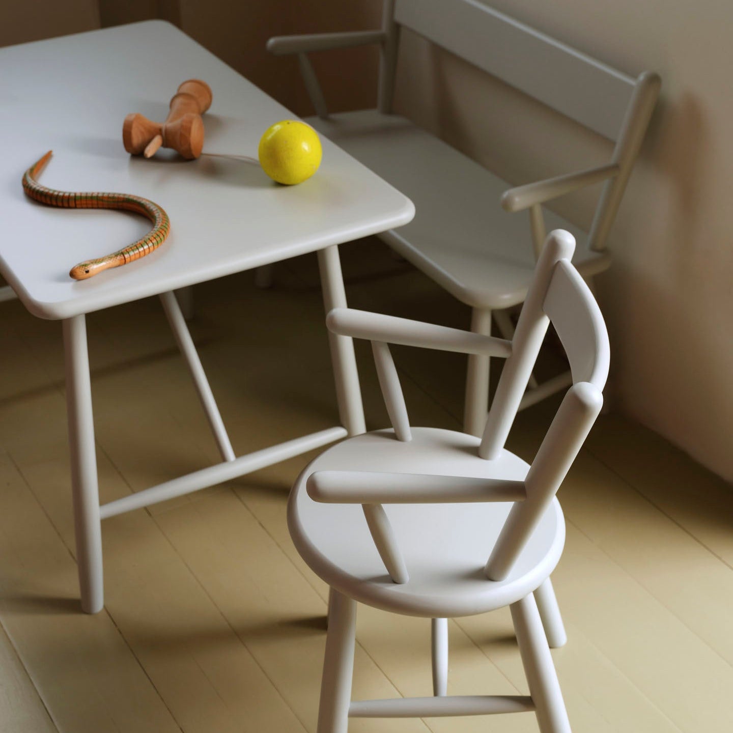 P10 - Kindertisch - Buche - Blue Grey