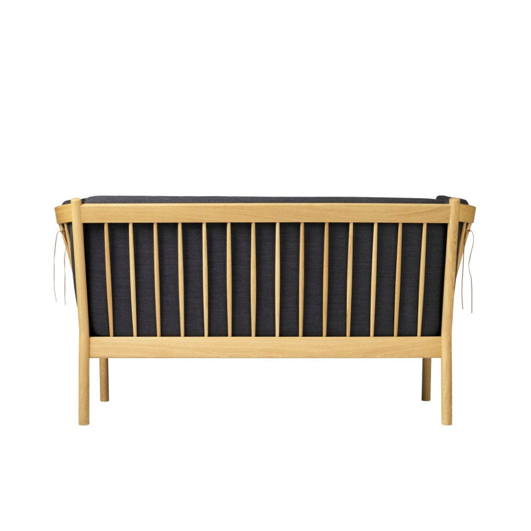 J148 2 personers sofa i Eg Dark Grey (4013) af Erik Ole Jørgensen