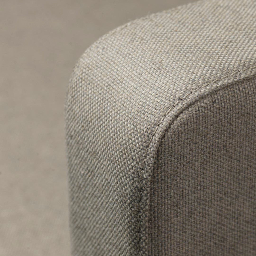 L42 Firhøj 2,5 pers. sofa i Stål Lysebrun/Beige af Unit10