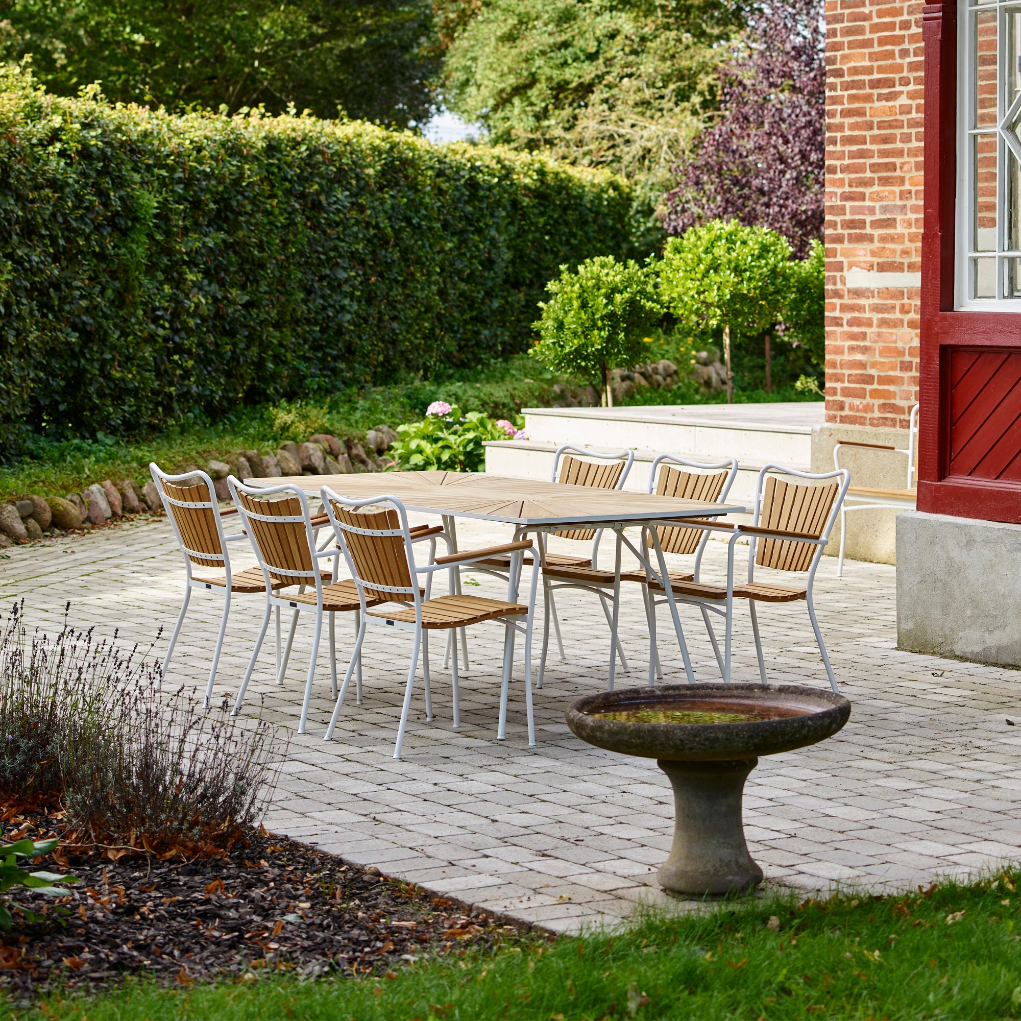 Marguerit Tisch L 200 & 6 Stühle