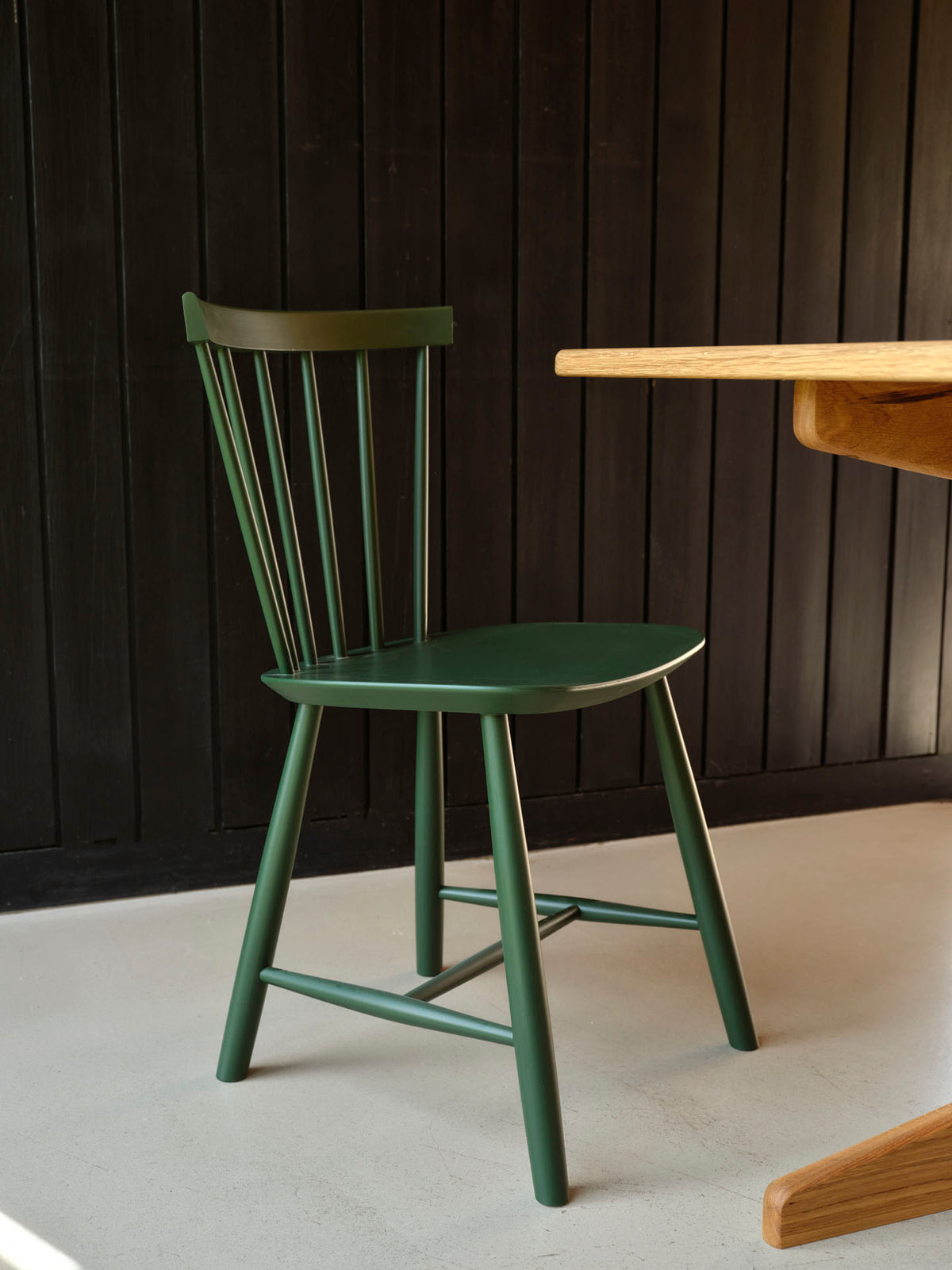 J46 - Stuhl - Buche - Bottle Green - Lifestyle 2