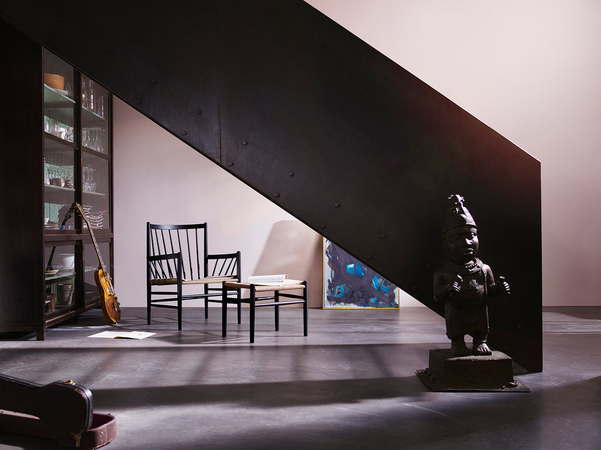 J82 - Loungesessel - Buche - Jet Black - Lifestyle 1