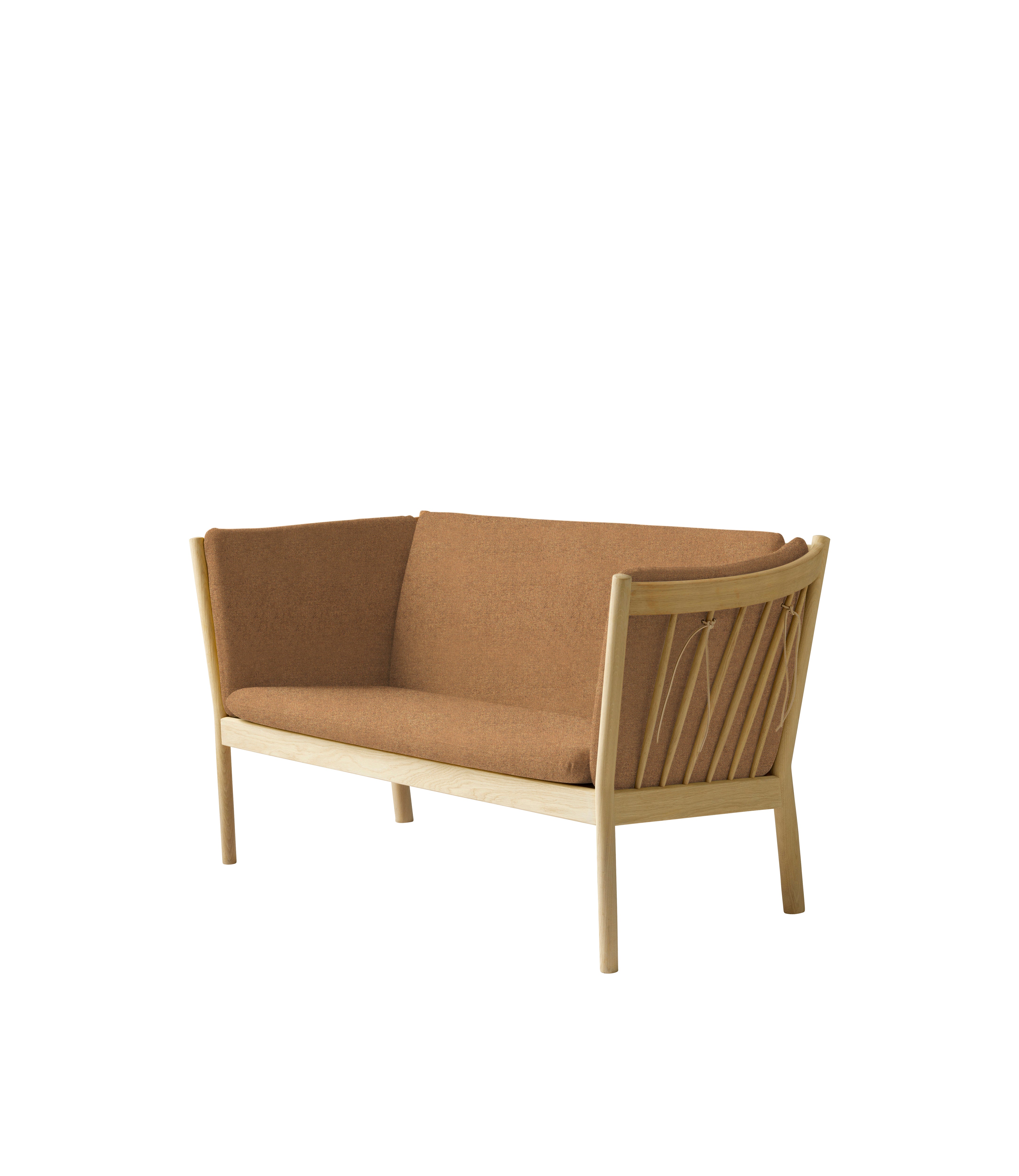 J148 2 pers. sofa i Eg Brown af Erik Ole Jørgensen